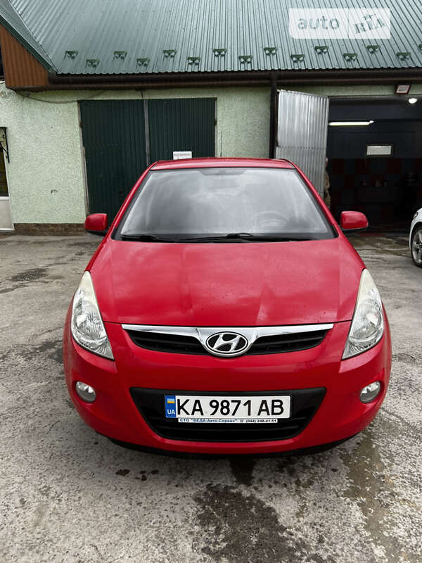 2010 hyundai i20