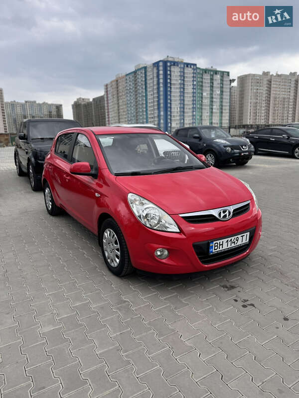 2010 hyundai i20