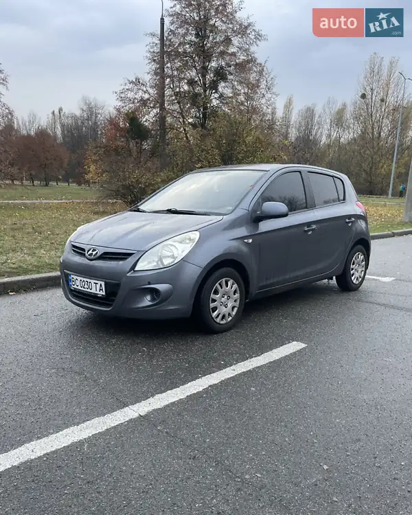 2010 hyundai i20