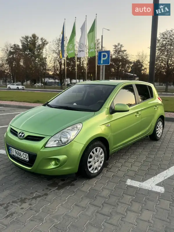 2012 hyundai i20