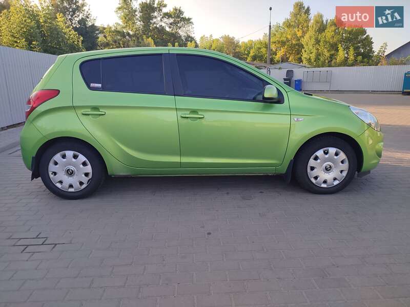 2010 hyundai i20