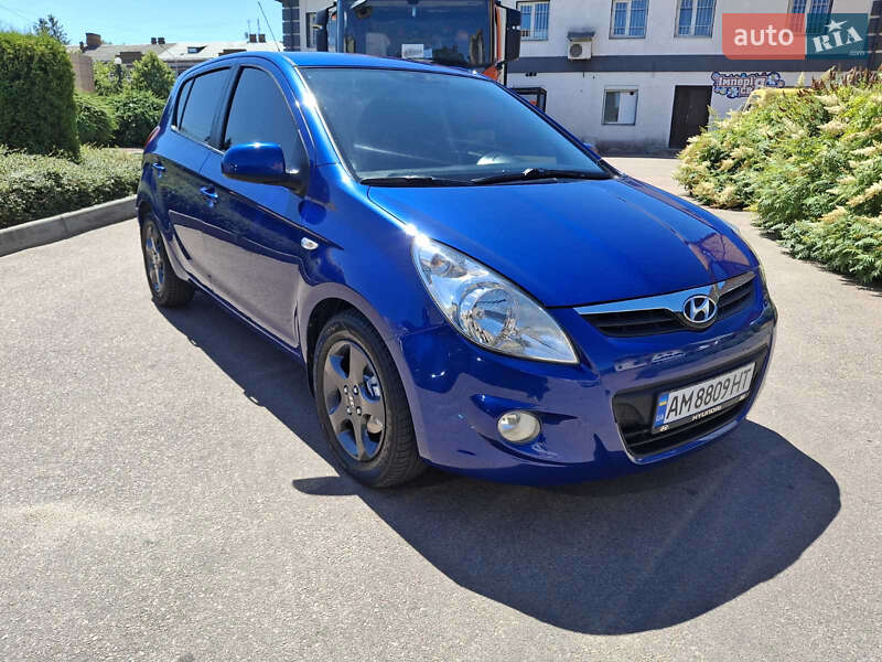 2011 hyundai i20