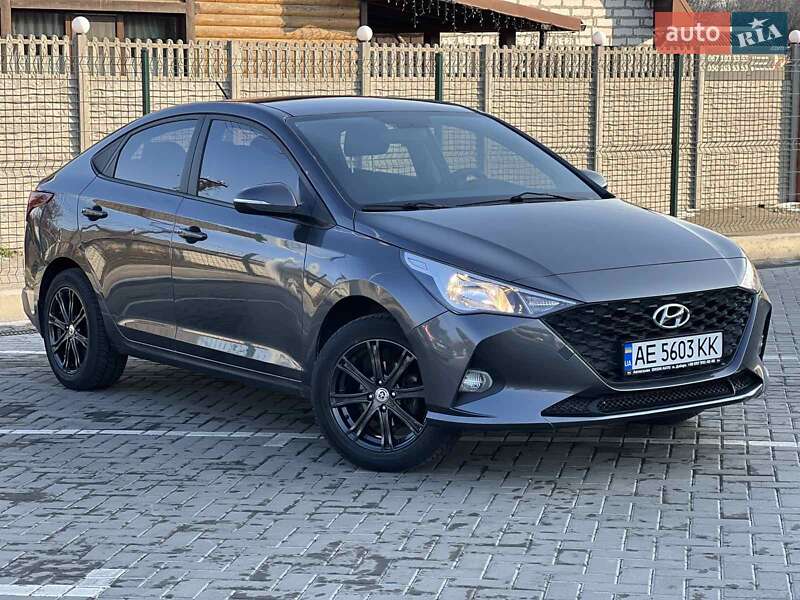 2021 hyundai accent