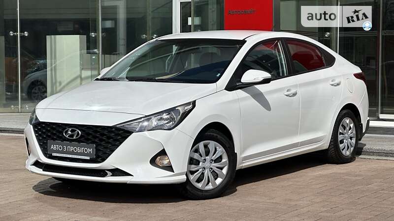 2021 hyundai accent