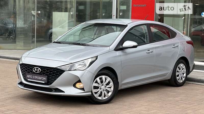 2021 hyundai accent