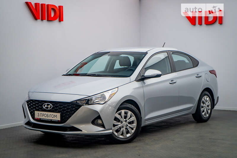 2021 hyundai accent