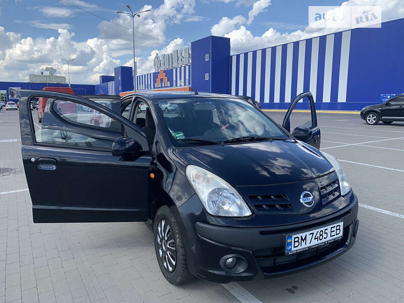 2009 nissan pixo