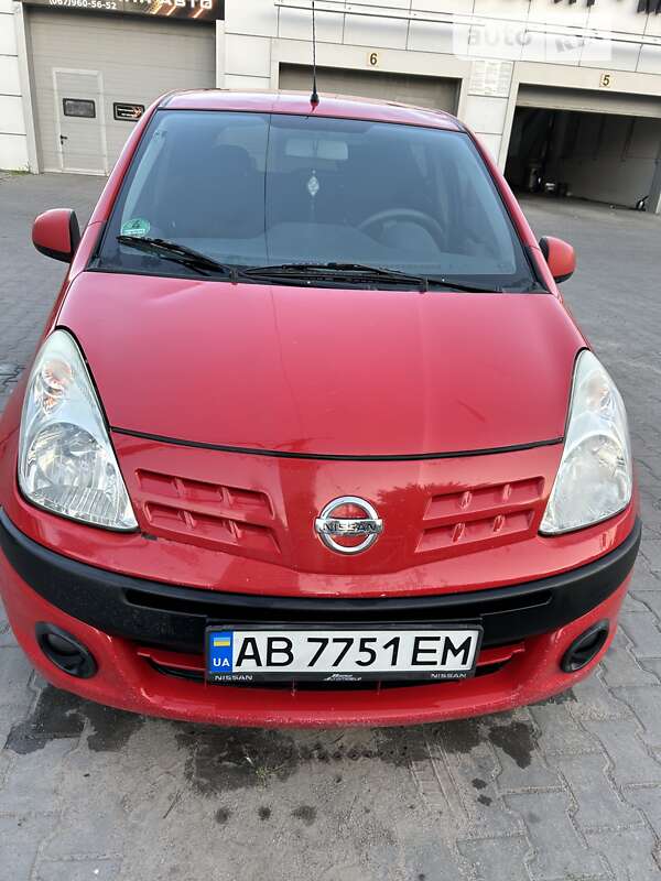2009 nissan pixo