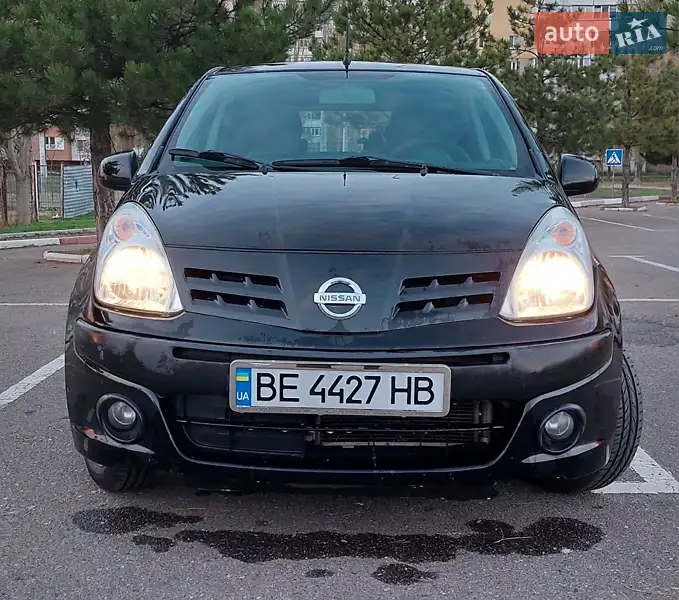 2011 nissan pixo
