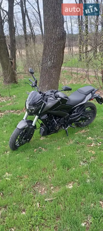 2021 bajaj dominar d 400