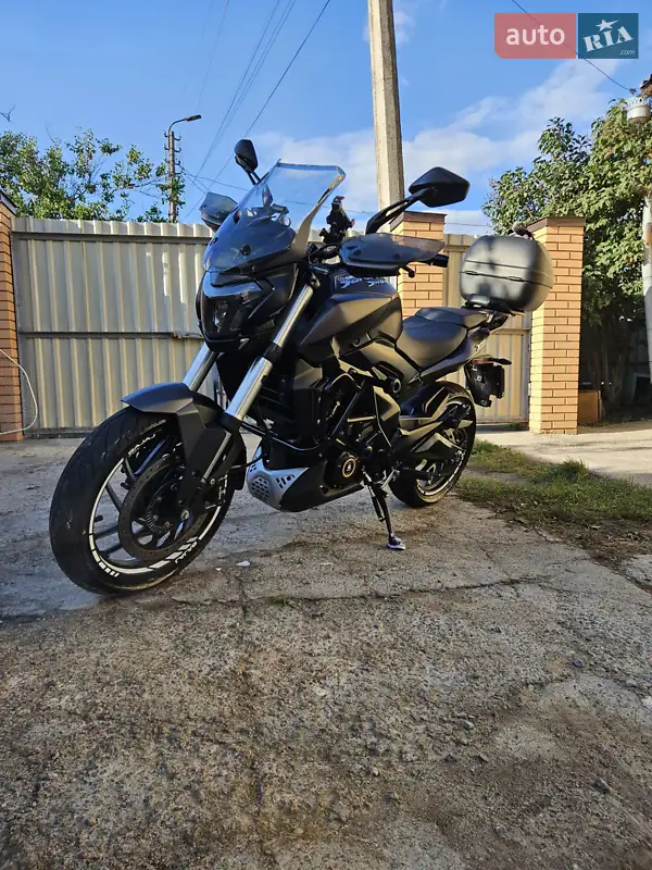 2024 bajaj dominar d 400