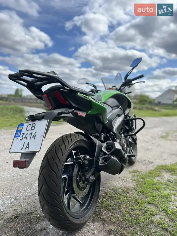 2023 bajaj dominar d 400