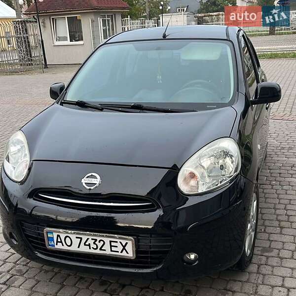 2011 nissan micra