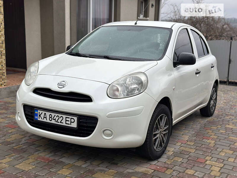 2012 nissan micra