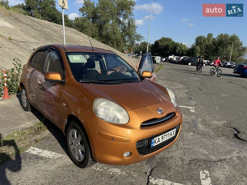 2013 nissan micra