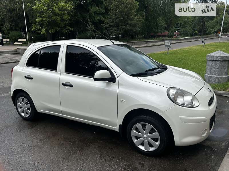 2013 nissan micra