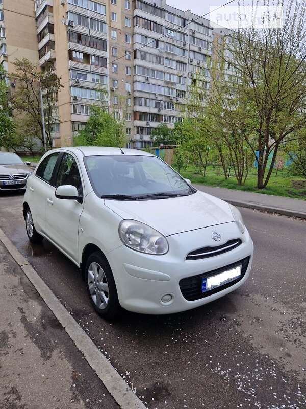 2013 nissan micra