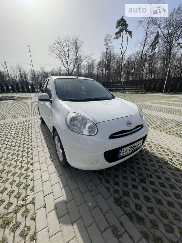 2013 nissan micra