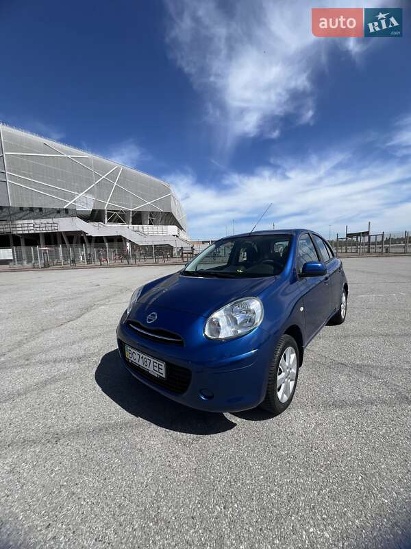 2013 nissan micra