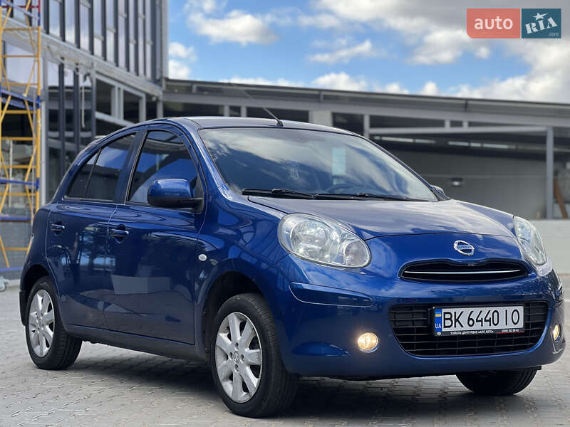 2013 nissan micra