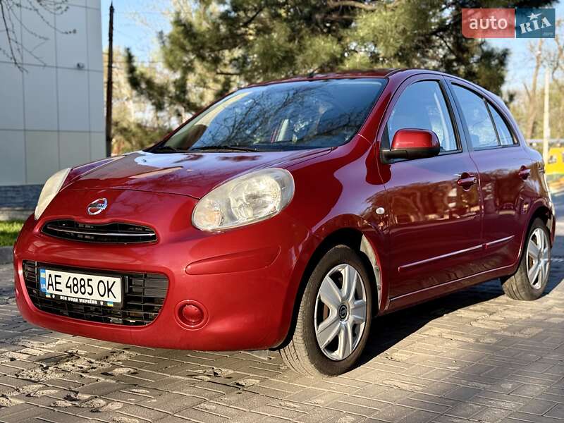 2012 nissan micra