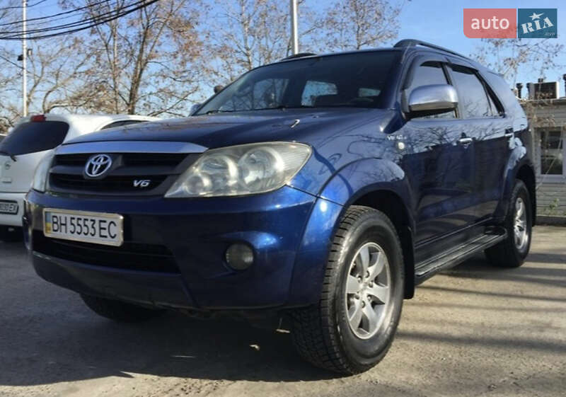 2007 toyota fortuner