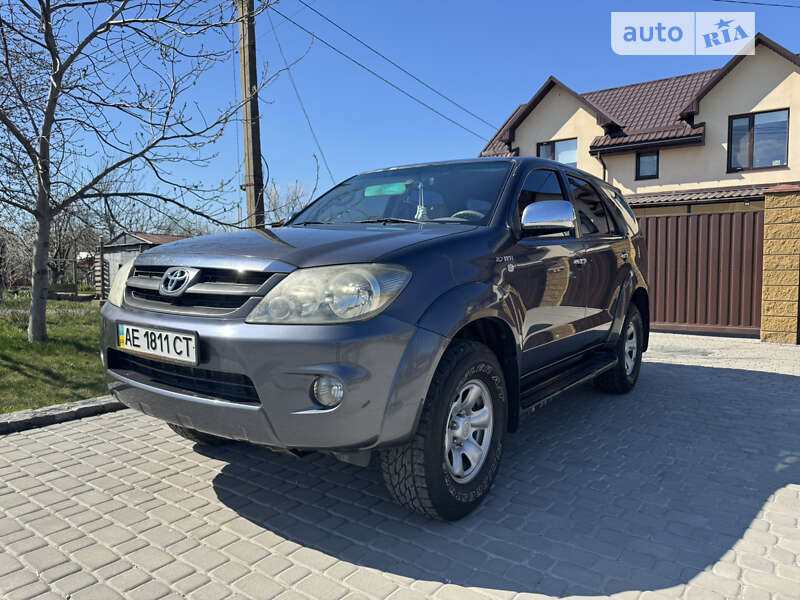 2008 toyota fortuner