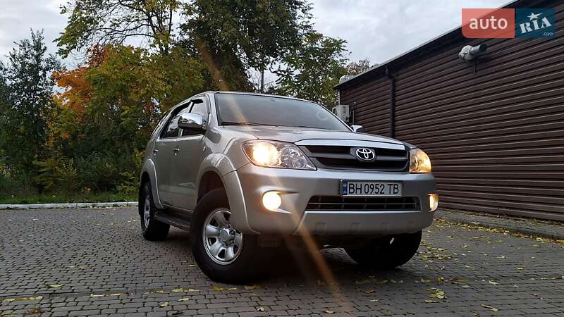 2008 toyota fortuner