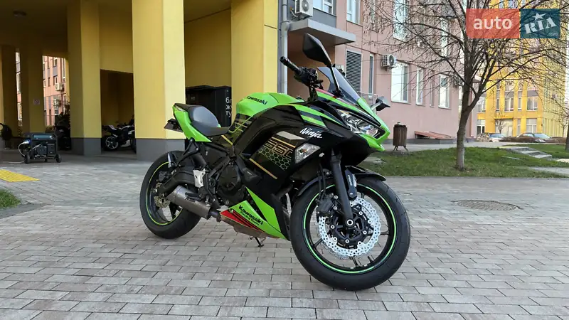 2020 kawasaki ex650fff