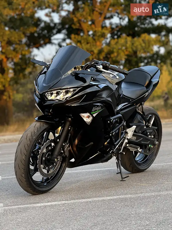 2019 kawasaki ex 650