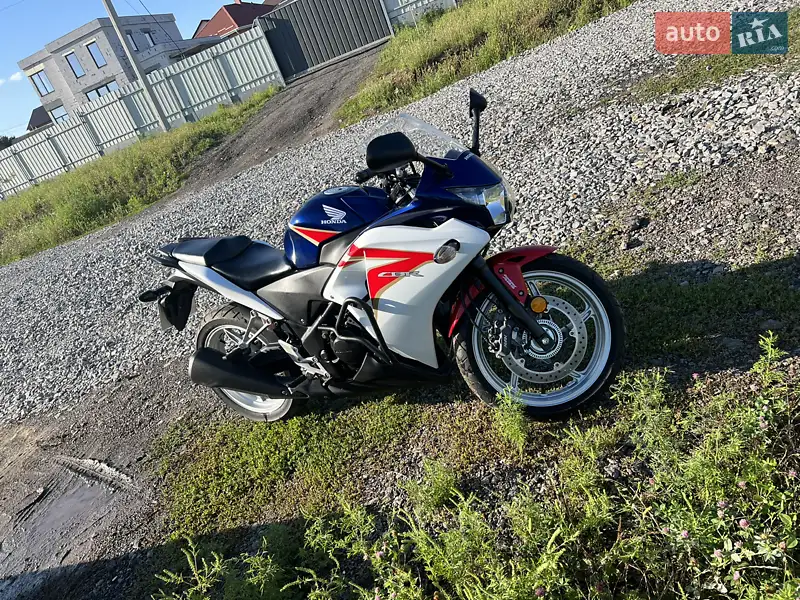 2012 honda cbr 250r