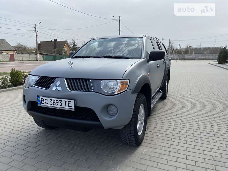 2006 mitsubishi l 200