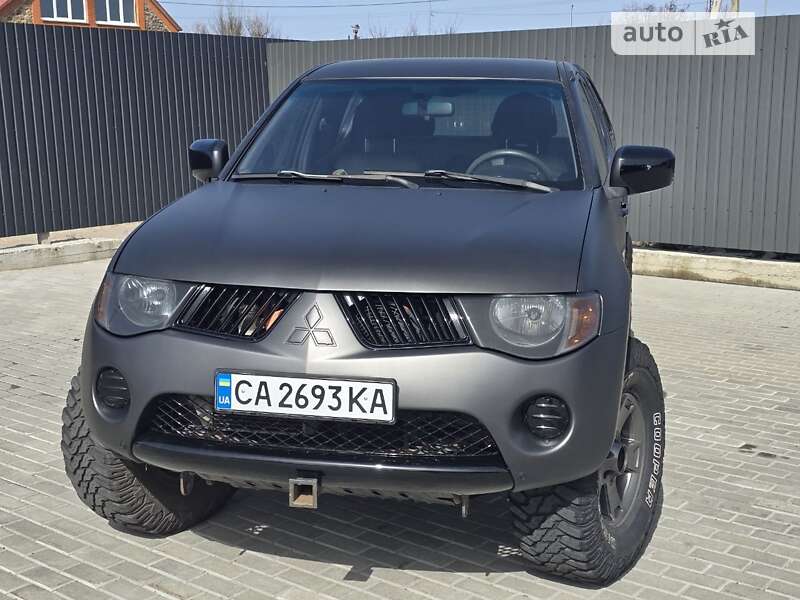 2007 mitsubishi l 200