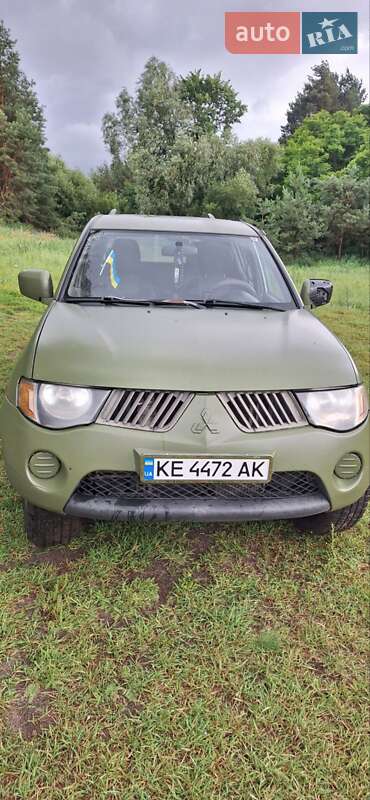 2007 mitsubishi l 200