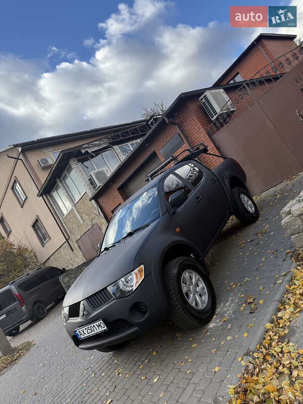 2007 mitsubishi l 200