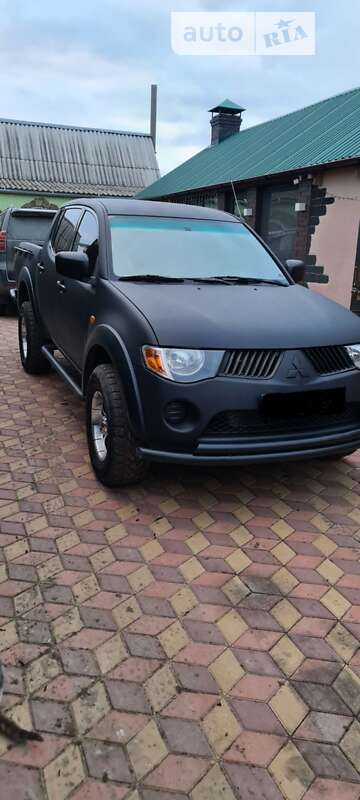 2007 mitsubishi l 200