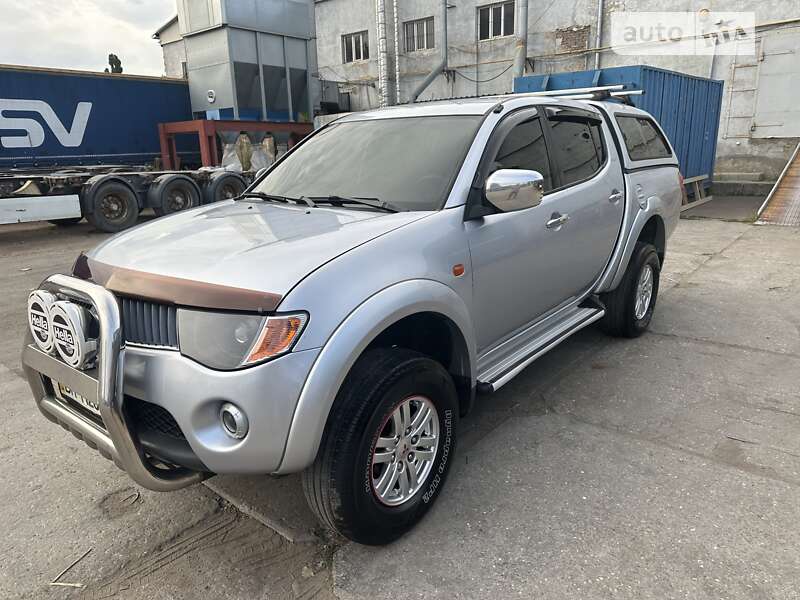 2007 mitsubishi l 200