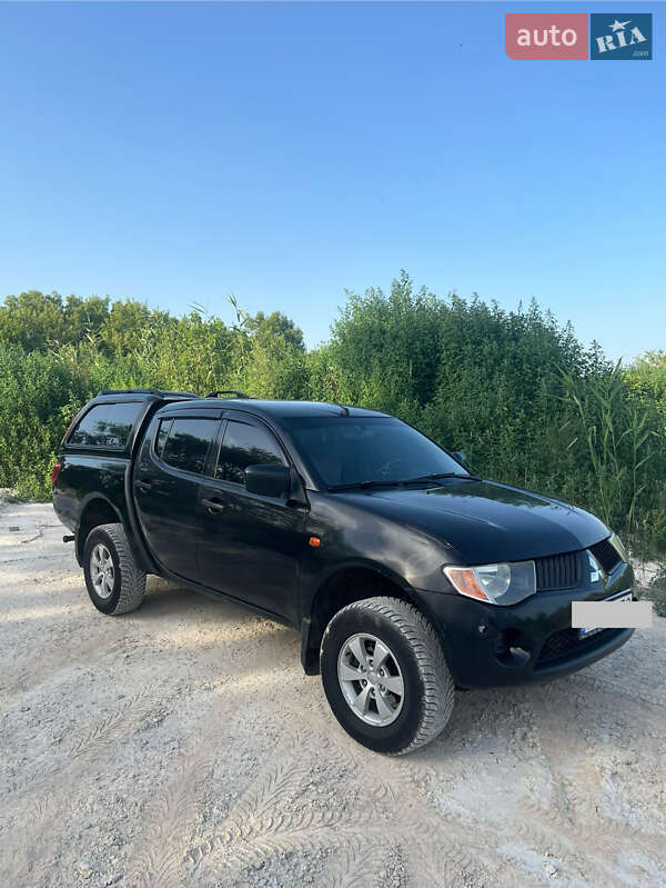 2007 mitsubishi l 200