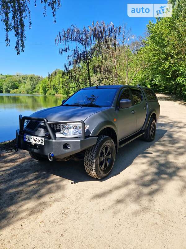 2007 mitsubishi l 200