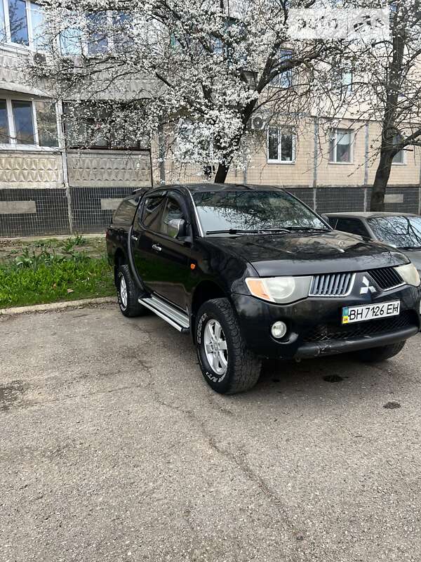 2007 mitsubishi l 200