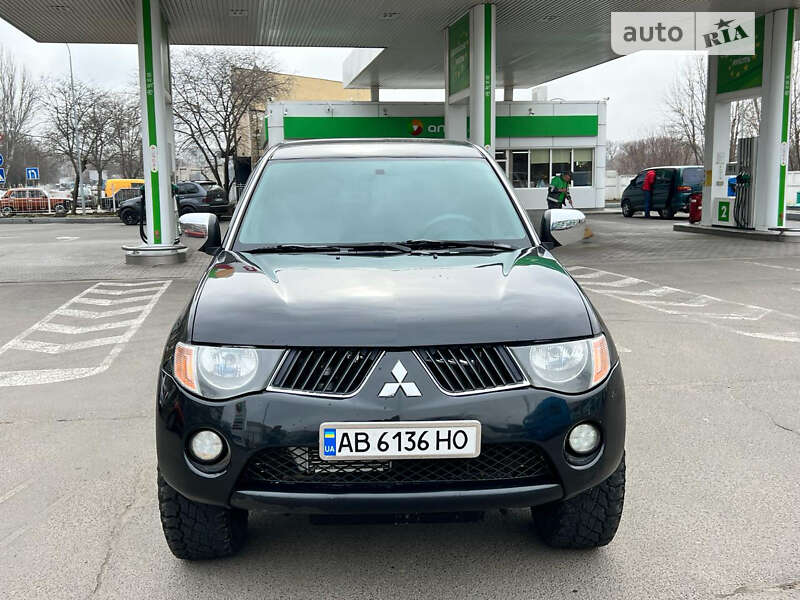 2008 mitsubishi l-200