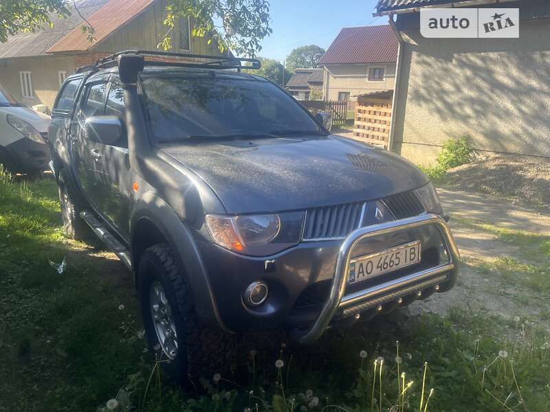 2007 mitsubishi l 200