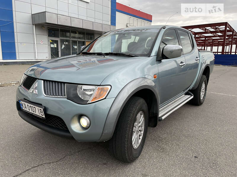 2008 mitsubishi l 200