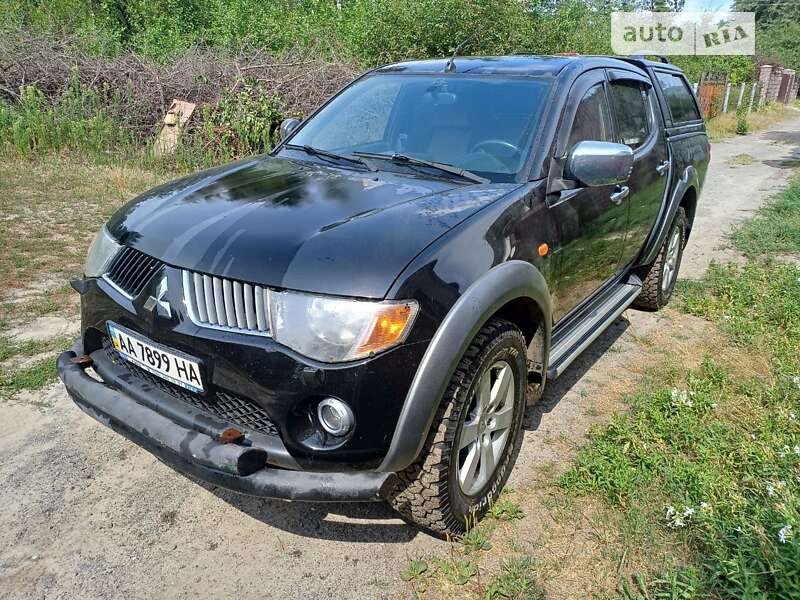 2008 mitsubishi l 200