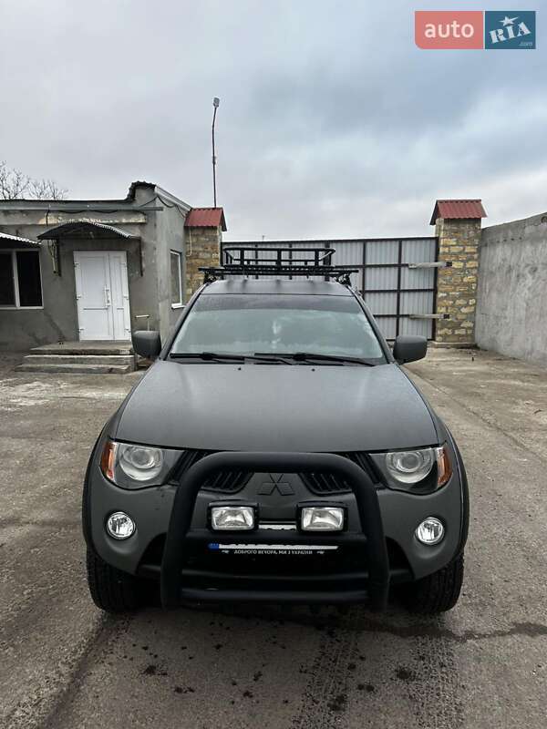 2008 mitsubishi l 200