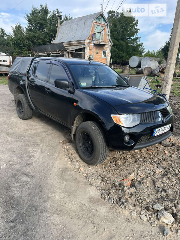 2008 mitsubishi l 200