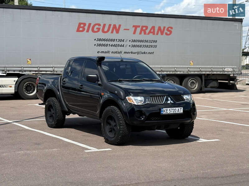 2008 mitsubishi l 200