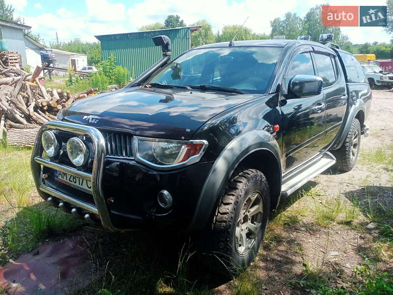 2008 mitsubishi l 200
