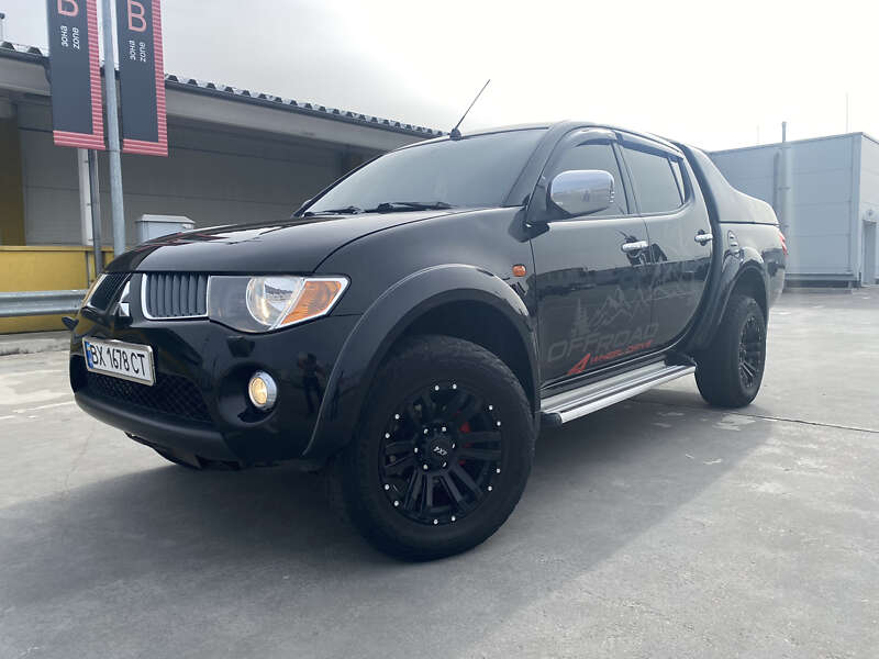 2008 mitsubishi l 200