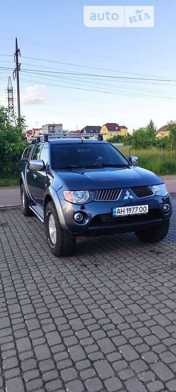 2008 mitsubishi l-200